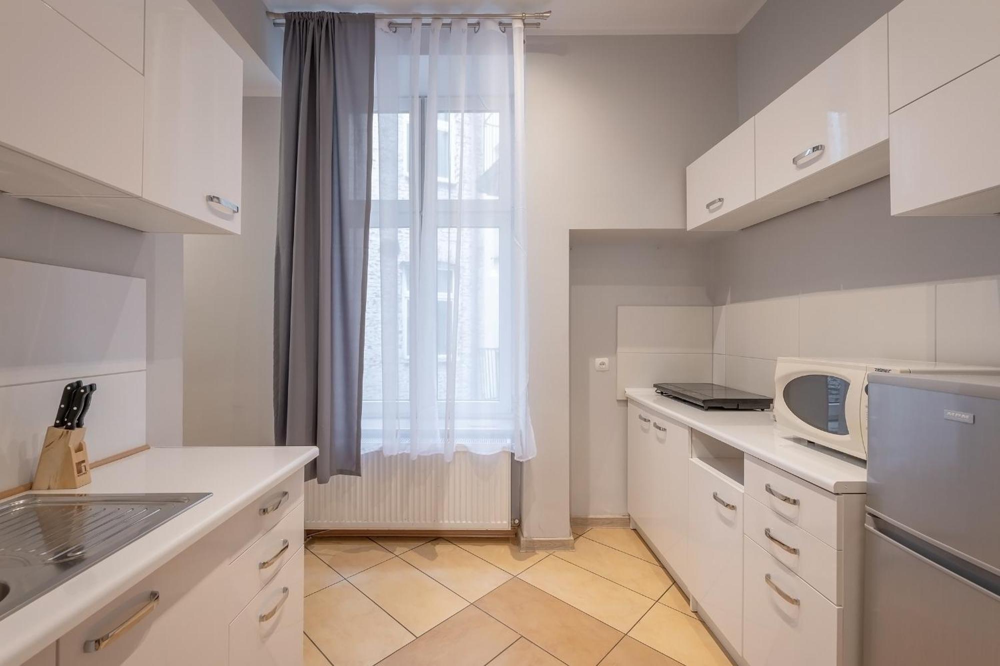 Queen Apartments Краков Экстерьер фото
