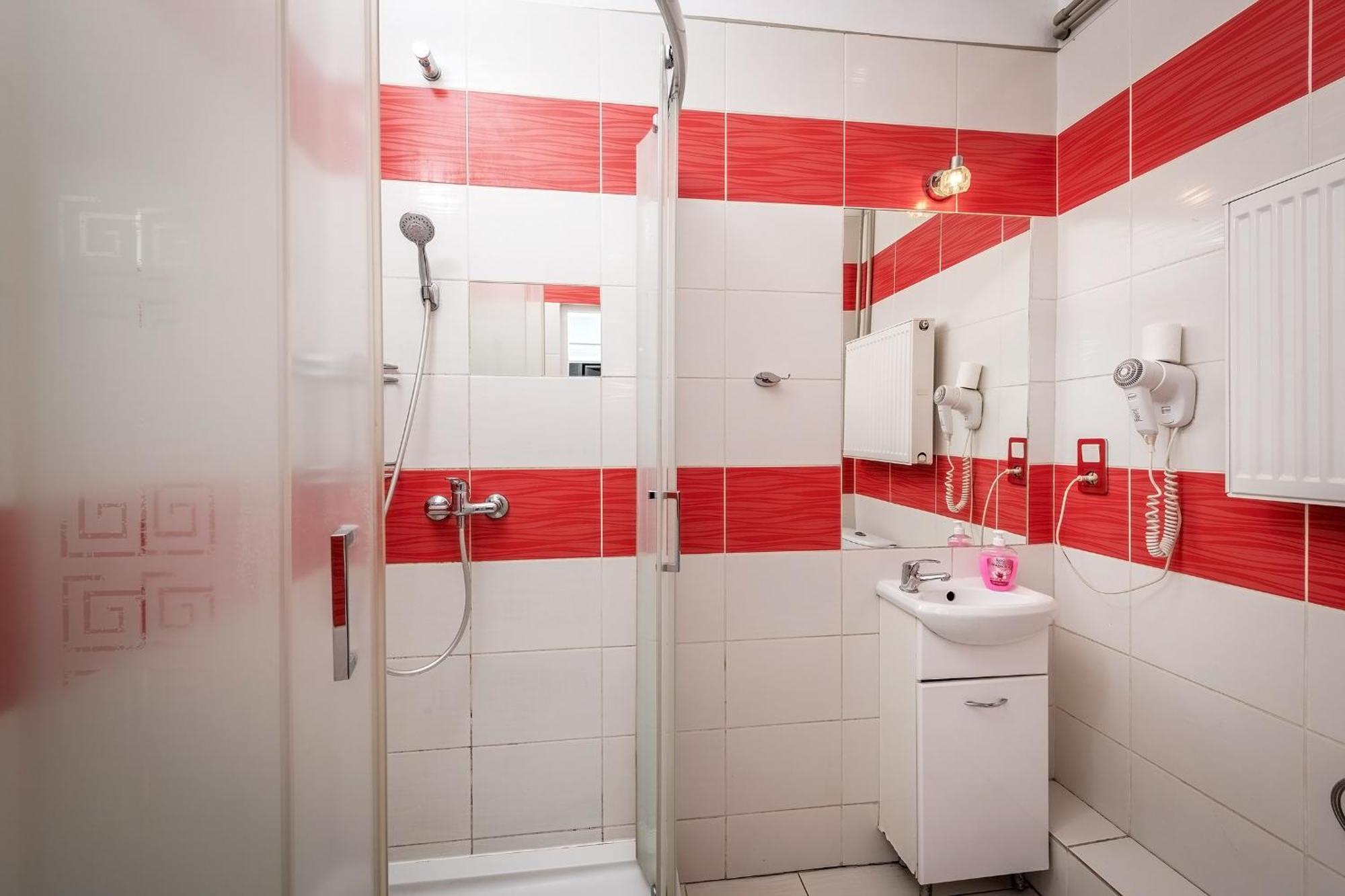 Queen Apartments Краков Экстерьер фото