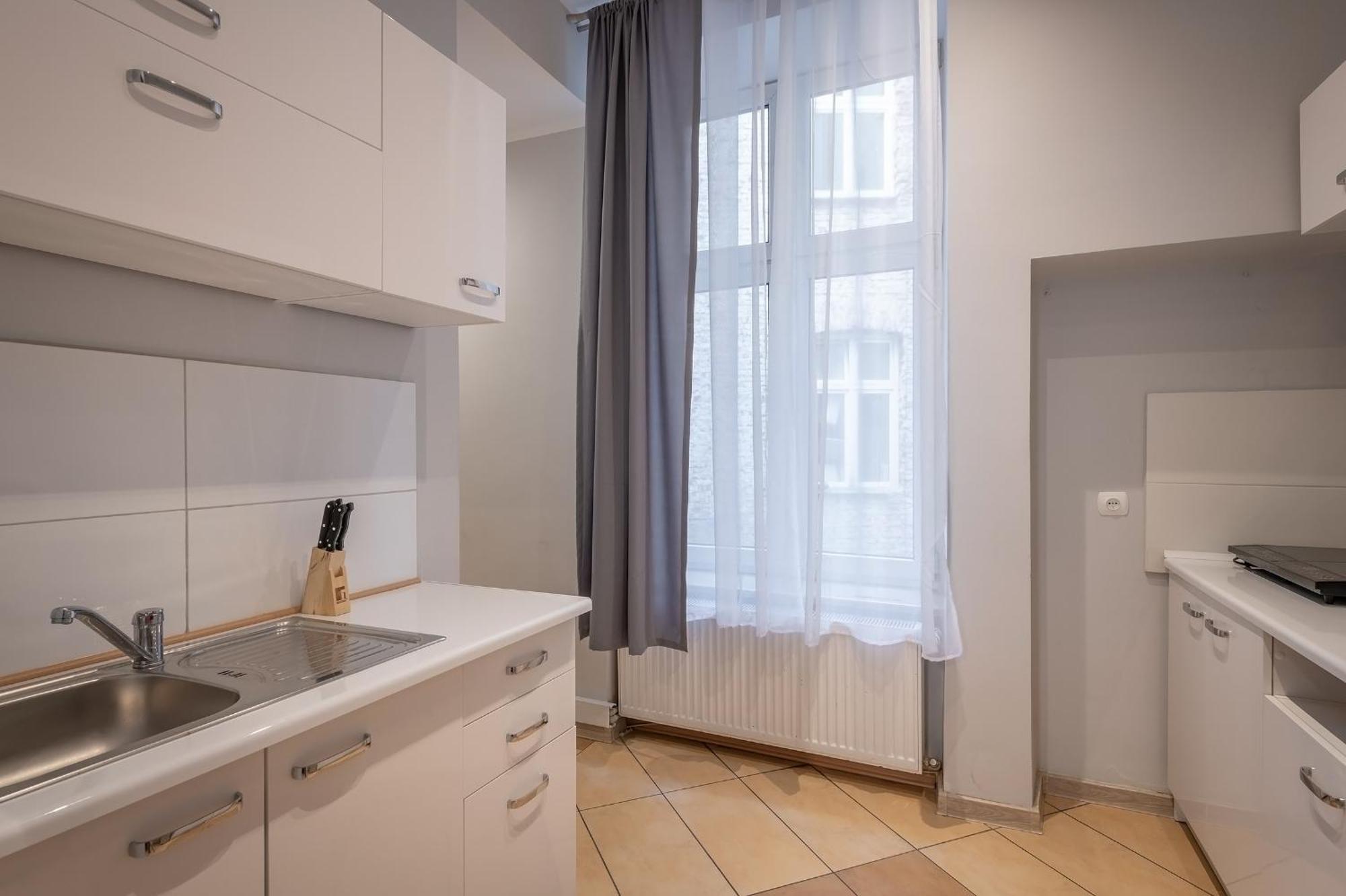 Queen Apartments Краков Экстерьер фото