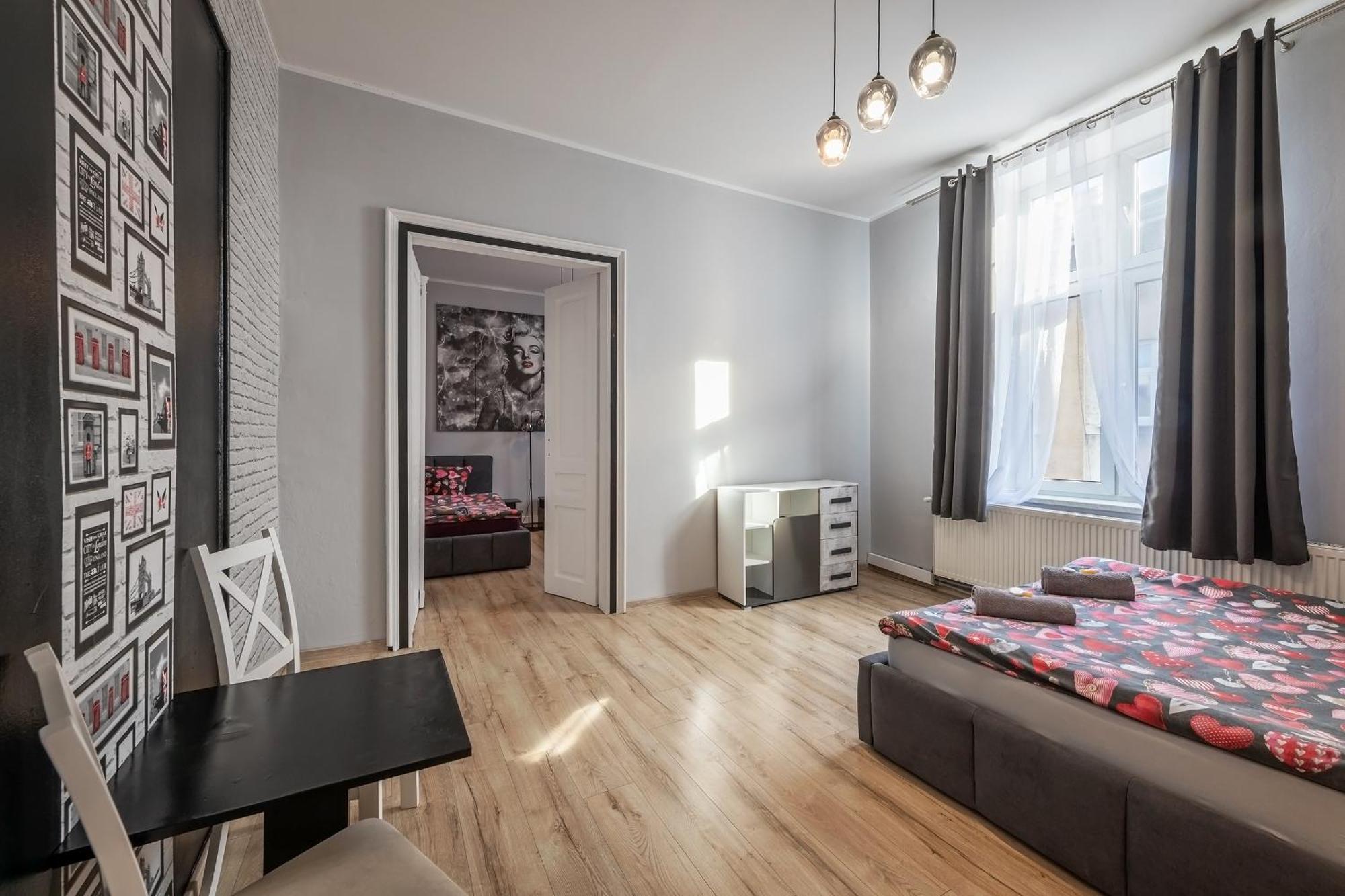 Queen Apartments Краков Экстерьер фото