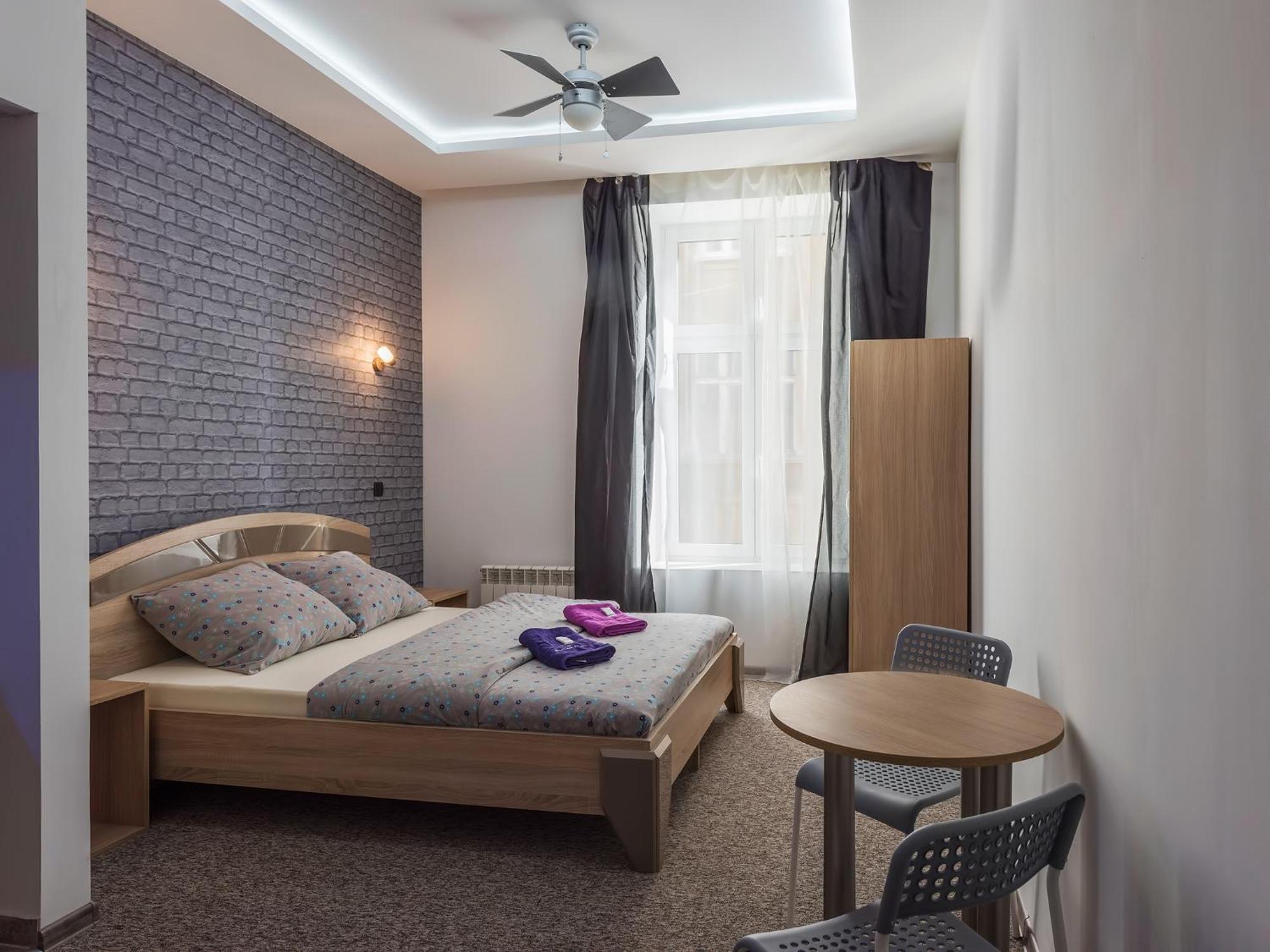 Queen Apartments Краков Экстерьер фото